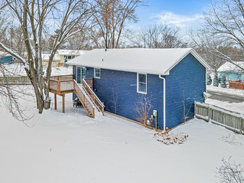 3700 Bryant Cir, Anoka, MN 55303
