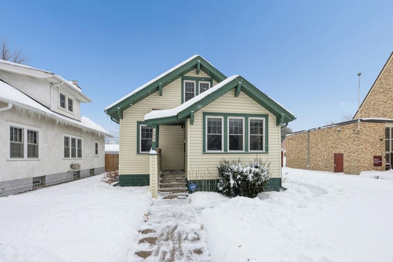 3214 Oliver Ave N, Minneapolis, MN 55412