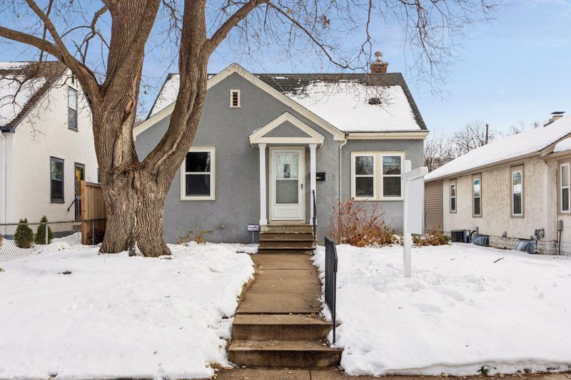 5525 36th Ave S, Minneapolis, MN 55417