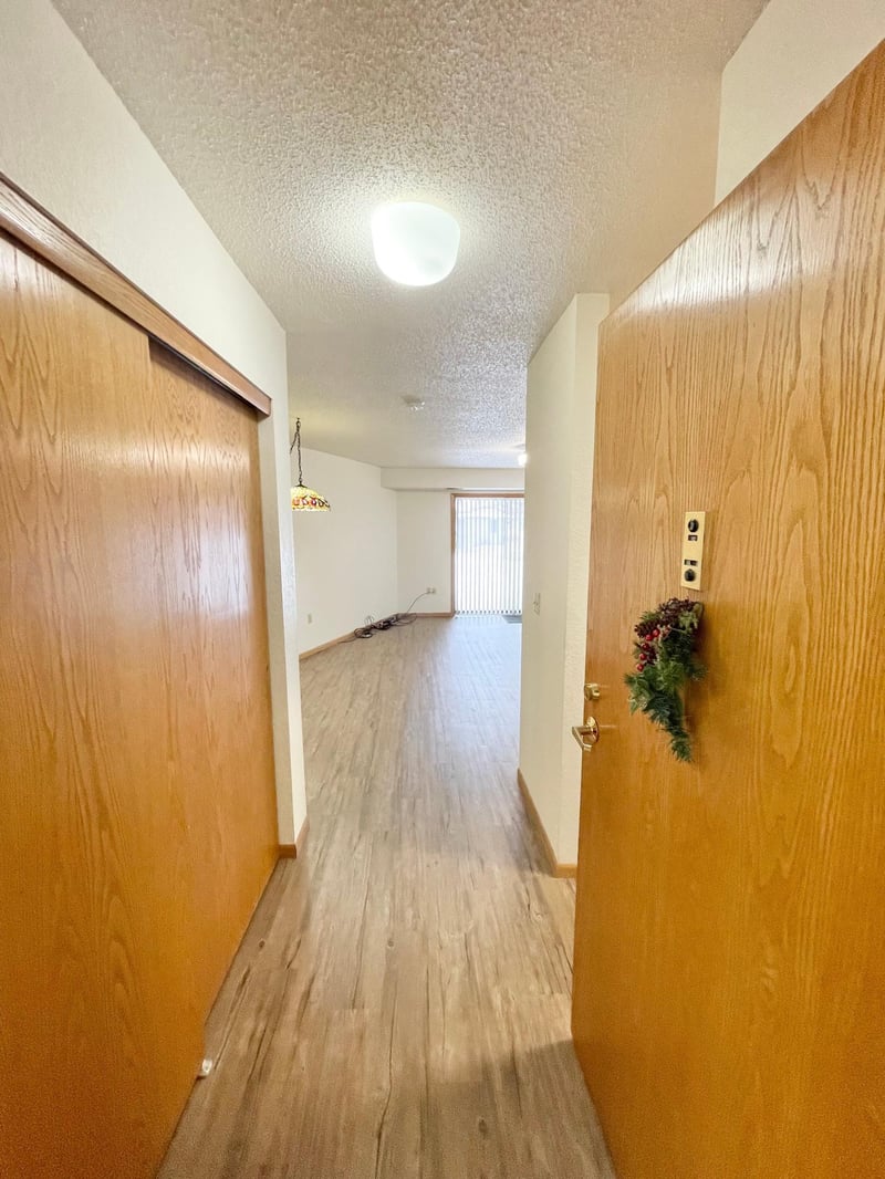 401 S County Road 5 #112, Springfield, MN 56087