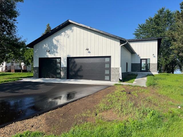 123 River View Rd, Ottertail, MN 56571