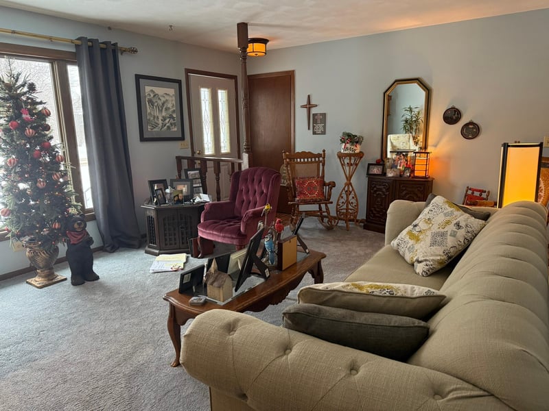 203 8th Ave W, Ellendale, MN 56026