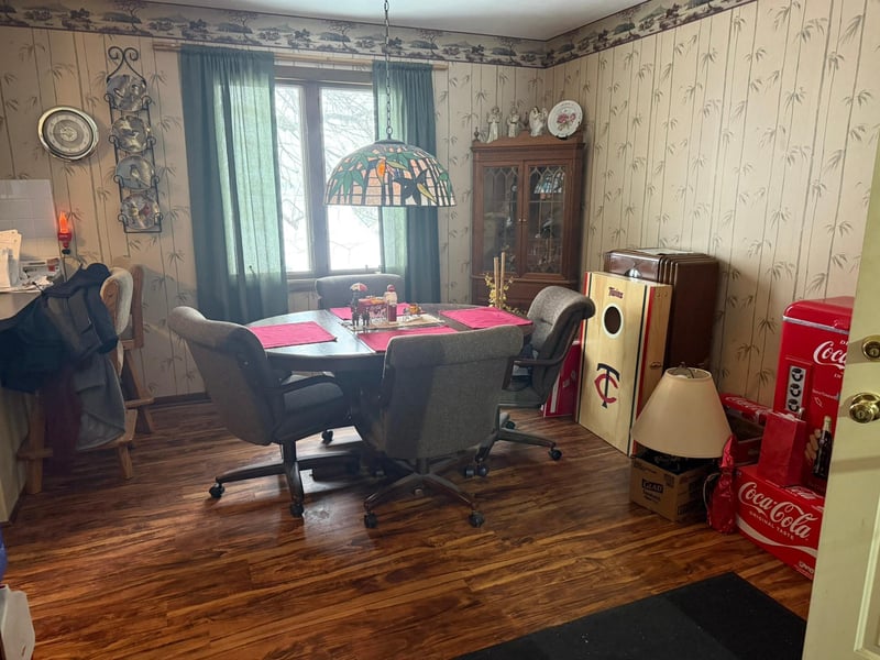 203 8th Ave W, Ellendale, MN 56026
