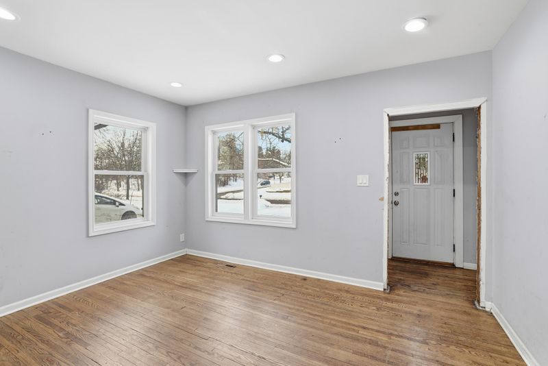 58 Wheelock Pw E, Saint Paul, MN 55117