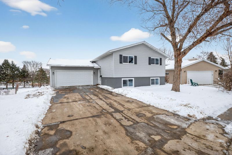 4356 Cimarron Ct NW, Rochester, MN 55901