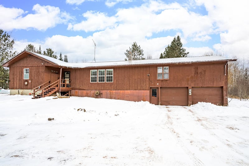 5878 Manni Rd, Kettle River, MN 55757