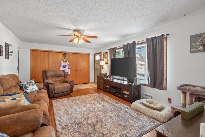 5007 65th Ave N, Brooklyn Center, MN 55429