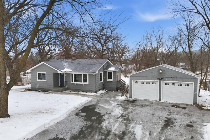 3901 230th St E, Prior Lake, MN 55372
