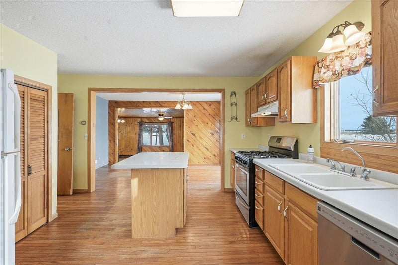 497 12 1/2 Ave, Almena, WI 54805
