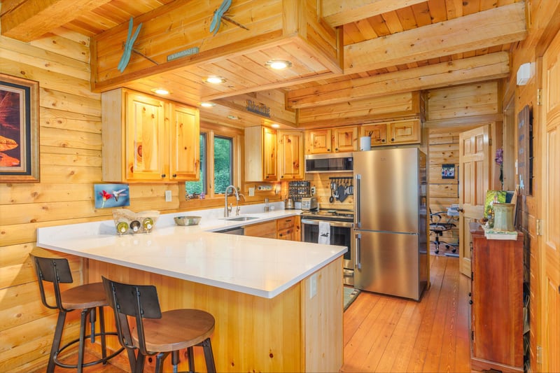 540 Loop Rd, Ely, MN 55731