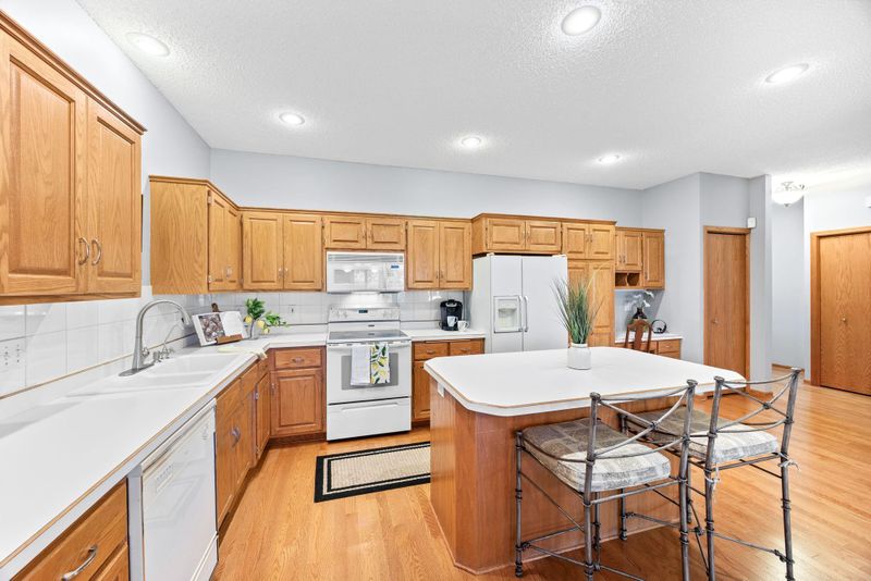 13898 85th Pl N, Maple Grove, MN 55369