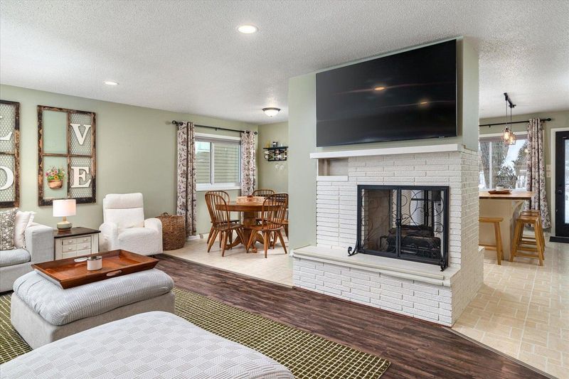 603 S 5th St, La Crescent, MN 55947