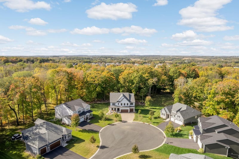6655 Bracken Dr, Excelsior, MN 55331