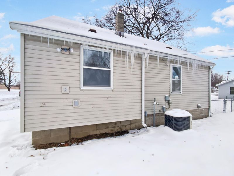 9211 Bryant Ave S, Bloomington, MN 55420