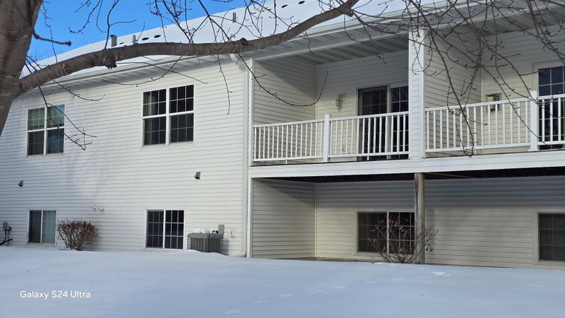11683 Alpine Dr, Monticello, MN 55362