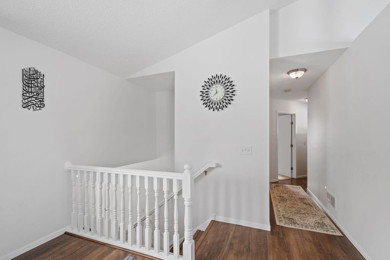 833 102nd Ln NE, Blaine, MN 55434