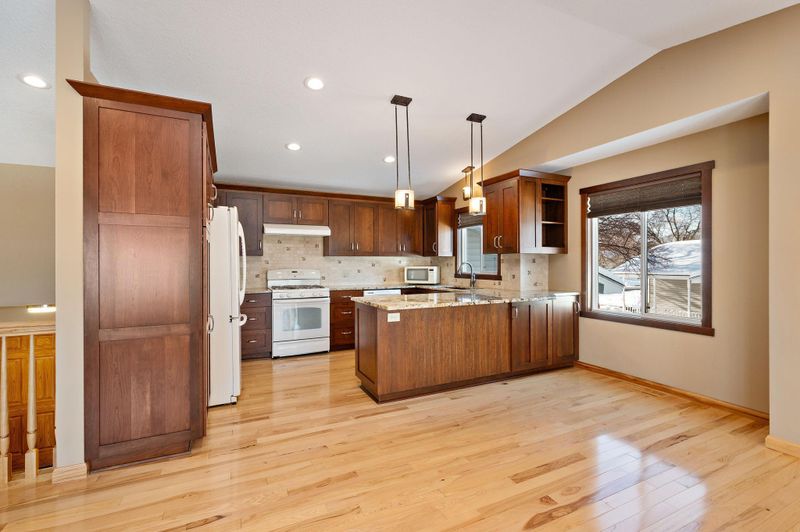 7606 116th Ave N, Champlin, MN 55316