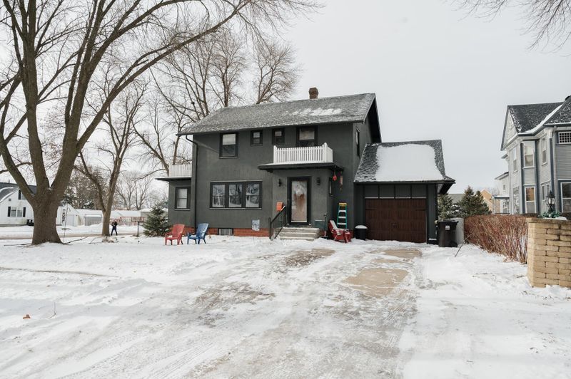 226 S Linton St, Blue Earth, MN 56013