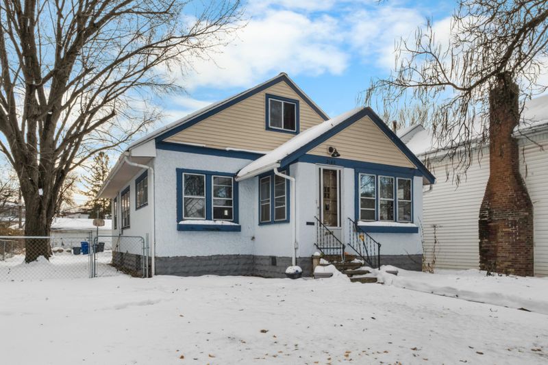 2160 Ann Arbor St, Saint Paul, MN 55104