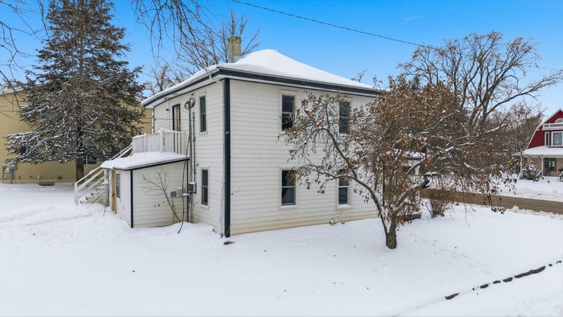 155 Excelsior Ave N, Annandale, MN 55302