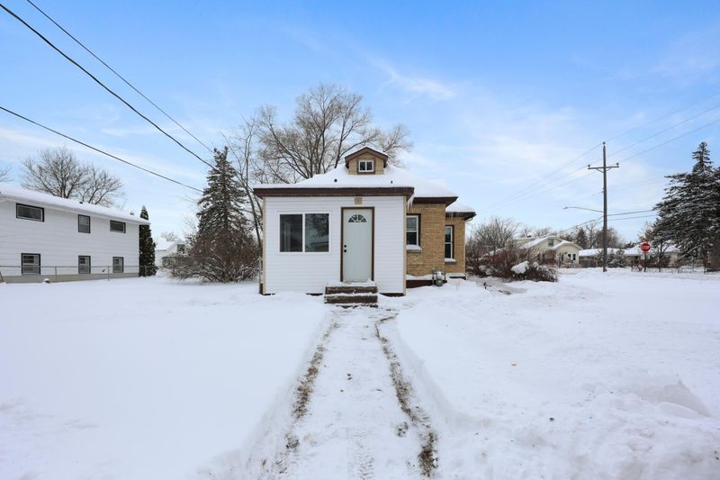 1102 13th Ave S, Saint Cloud, MN 56301