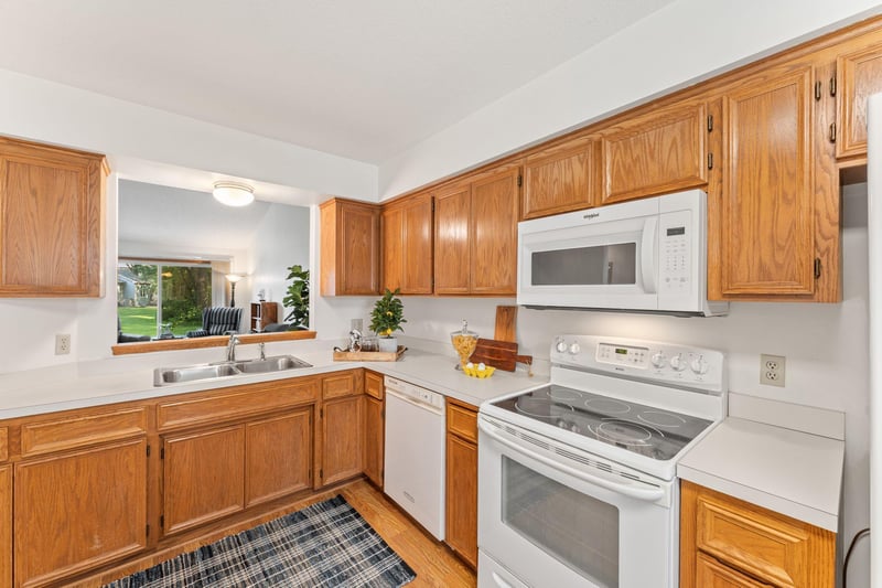 2623 Lake Court Dr, Mounds View, MN 55112