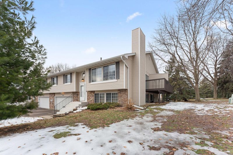 1216 Hilo Ave N, Oakdale, MN 55128