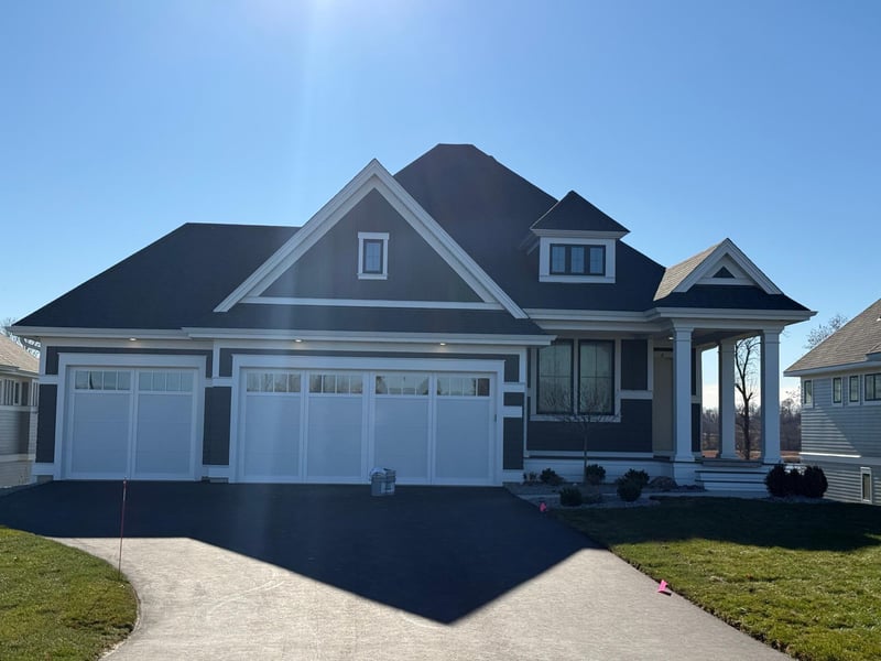 6051 Shoreview Pointe, Victoria, MN 55318