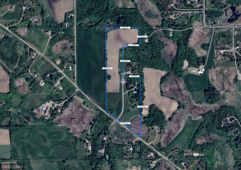 5470 Town Hall Dr, Greenfield, MN 55357