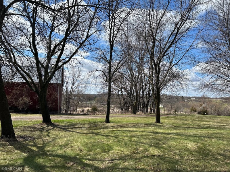 5470 Town Hall Dr, Greenfield, MN 55357