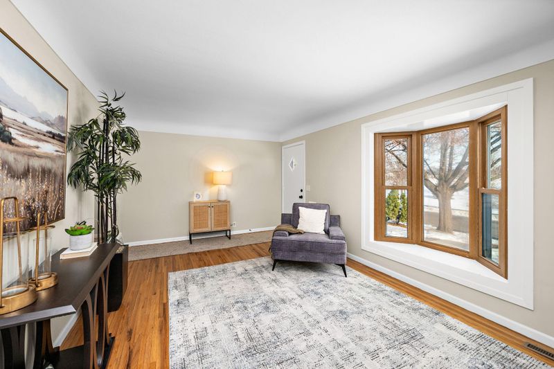3332 Webster Ave S, Saint Louis Park, MN 55416