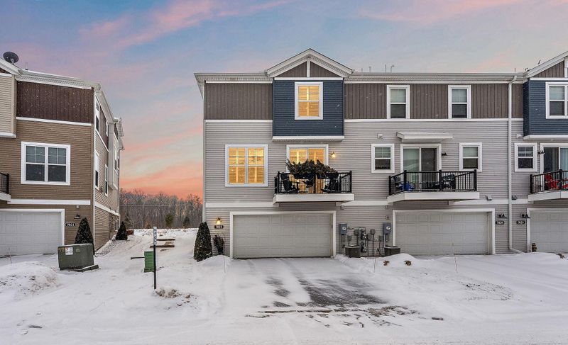 7025 Huckleberry Dr, Excelsior, MN 55331