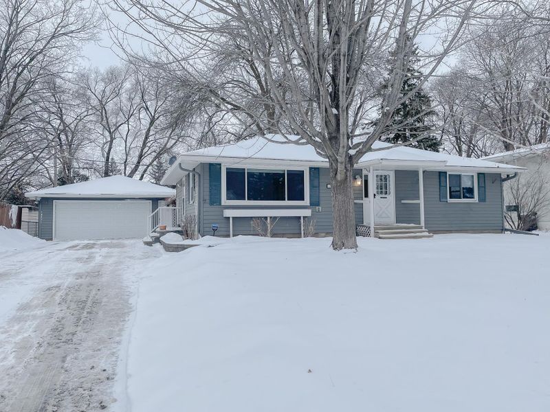 1626 Pine St, Hastings, MN 55033