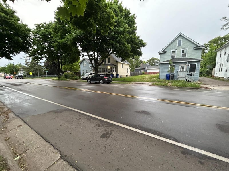 562 Western Ave N, Saint Paul, MN 55103