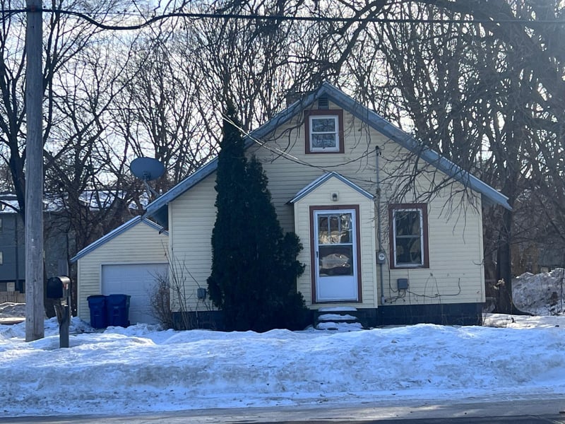 1712 University Dr SE, Saint Cloud, MN 56304
