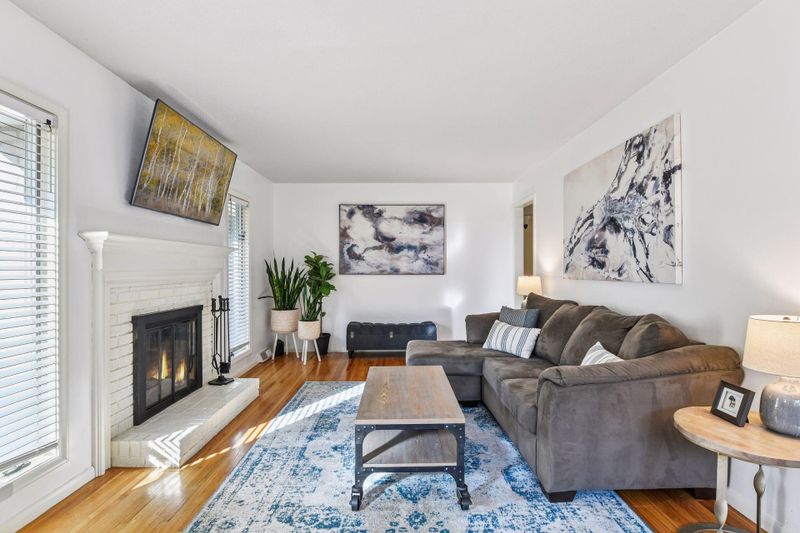 2533 Oregon Ave S, Saint Louis Park, MN 55426