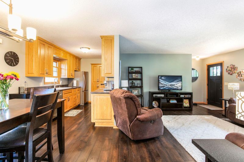 317 N Cudd Ave, River Falls, WI 54022