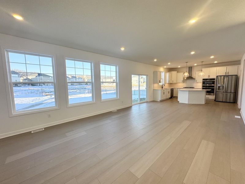 3130 Sugar Maple Dr, Chaska, MN 55318
