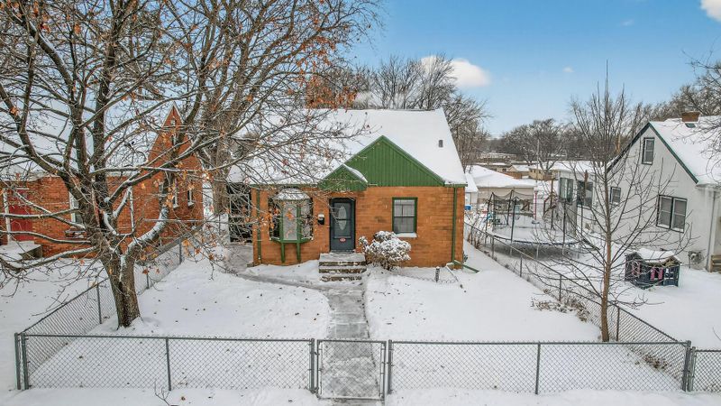 4950 5th St NE, Columbia Heights, MN 55421