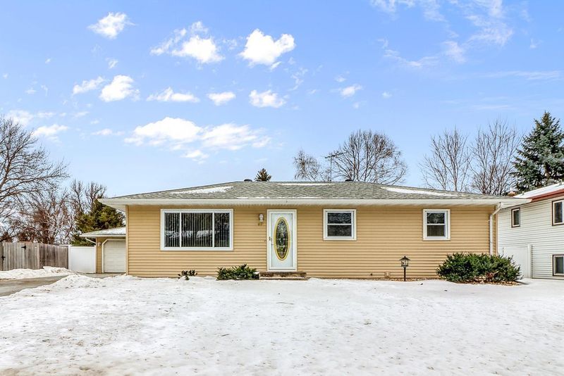 419 Brook Ave, Moorhead, MN 56560