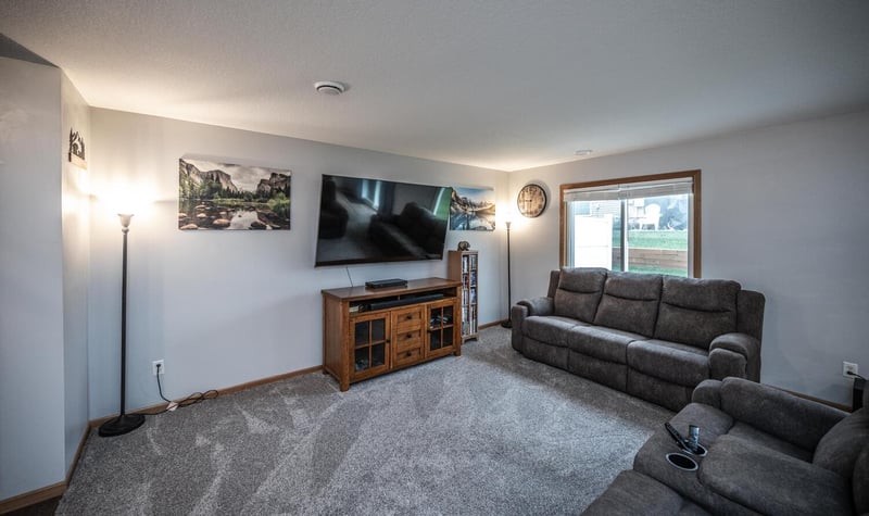 25830 Oriole St, Elko New Market, MN 55054
