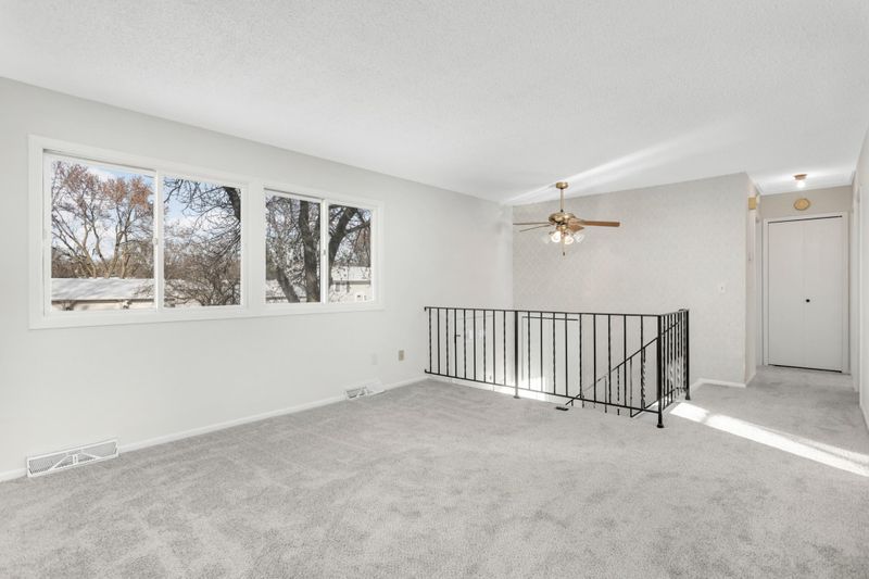 10285 99th Ave N, Maple Grove, MN 55369