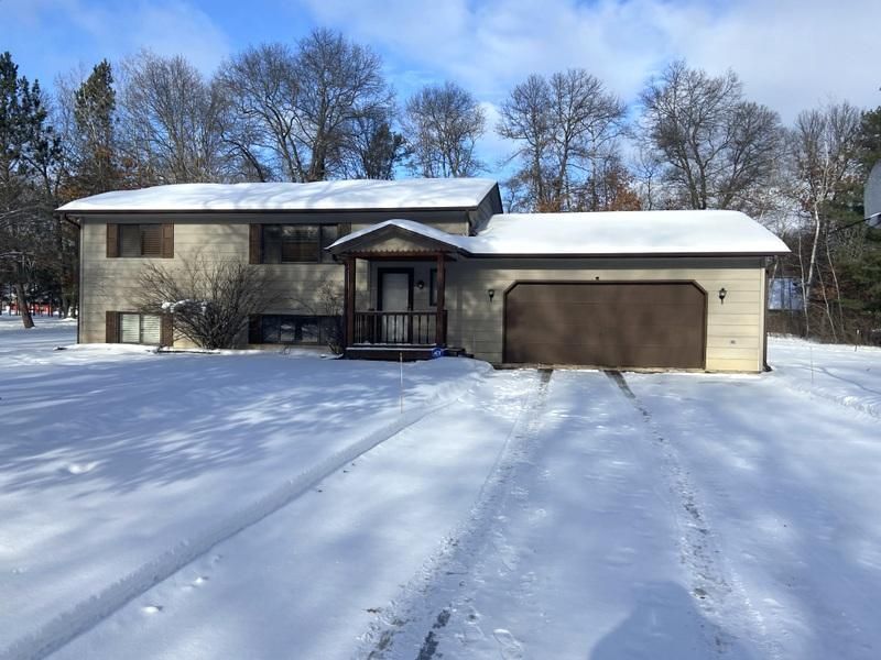 13411 Shadowwood Dr, Baxter, MN 56425