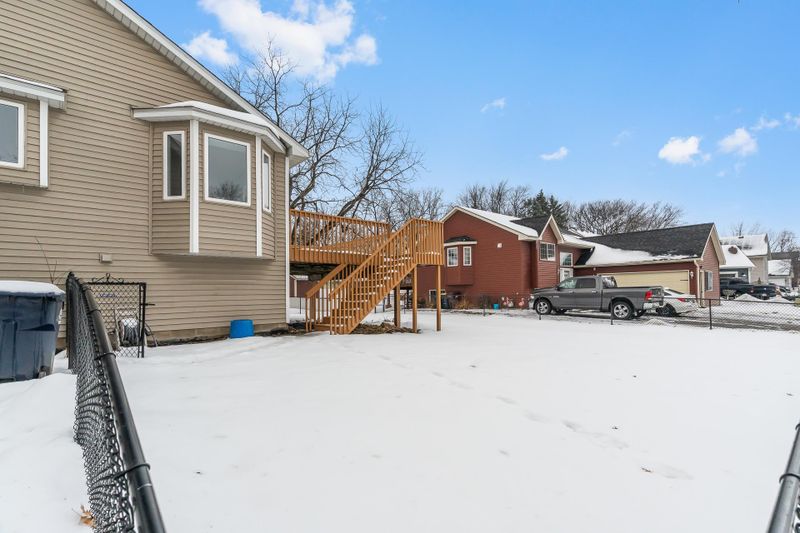 817 Spruce St, Farmington, MN 55024