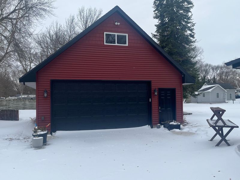 1323 Kandiyohi Ave SW, Willmar, MN 56201