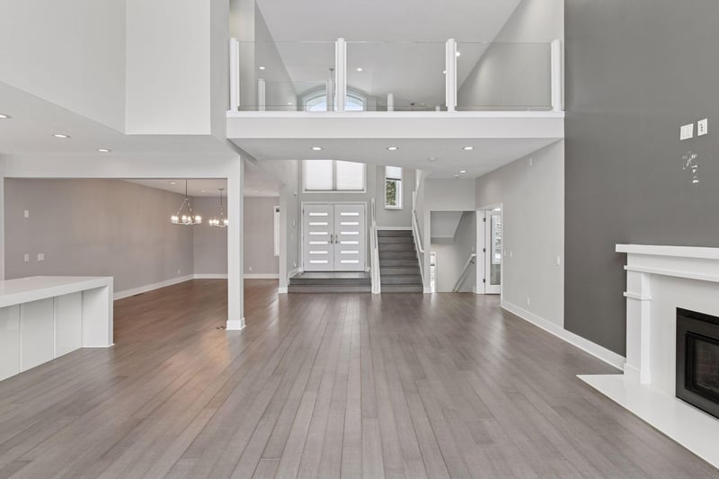 2427 Emerald Trl, Minnetonka, MN 55305