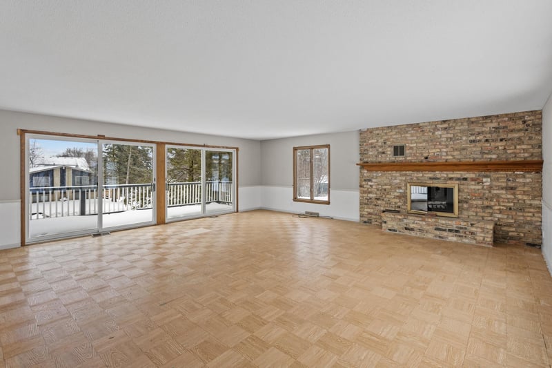3840 Leslee Curve, Chanhassen, MN 55331