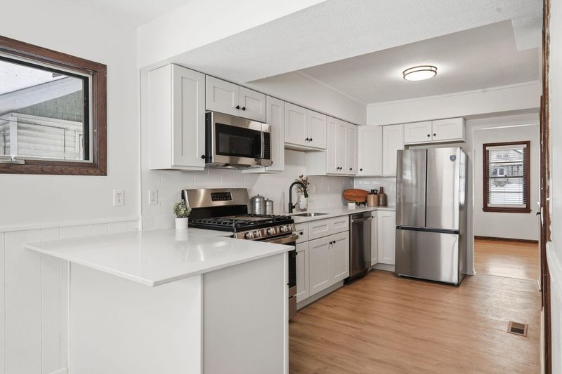 1981 Minnehaha Ave E, Saint Paul, MN 55119