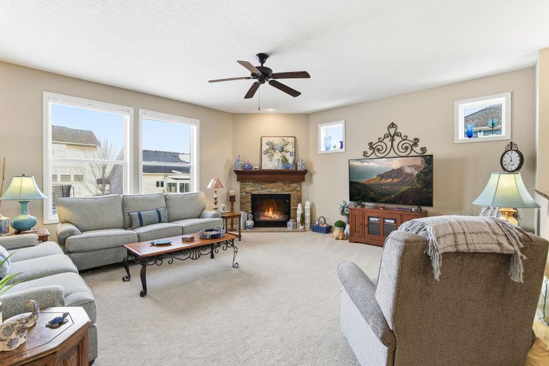 9550 Junco Rd N, Lake Elmo, MN 55042
