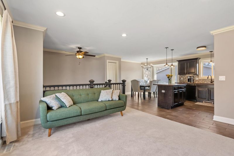 808 3rd Ave SW, Forest Lake, MN 55025